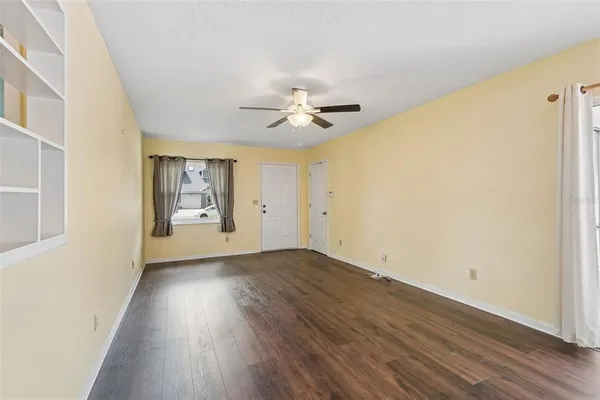 $180,000 | 1130 Orange Tree Circle West, Unit C, Palm Harbor, FL 34684