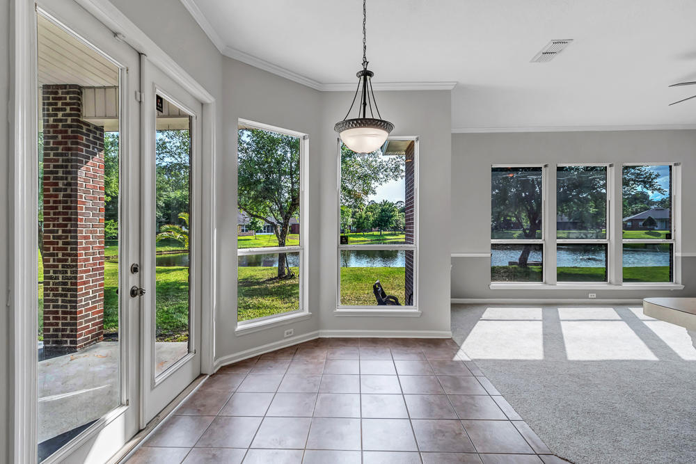 1586 Lockend Road Jacksonville, FL 32221 - Photo 12 of 43 32