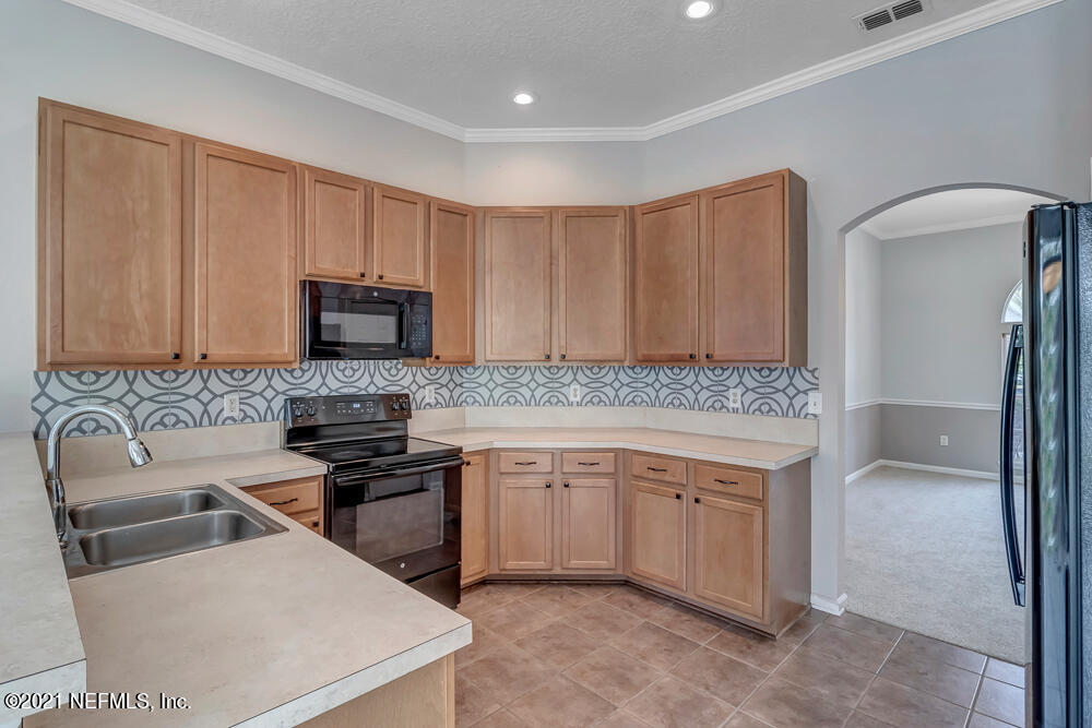 1586 Lockend Road Jacksonville, FL 32221 - Photo 9 of 43 15