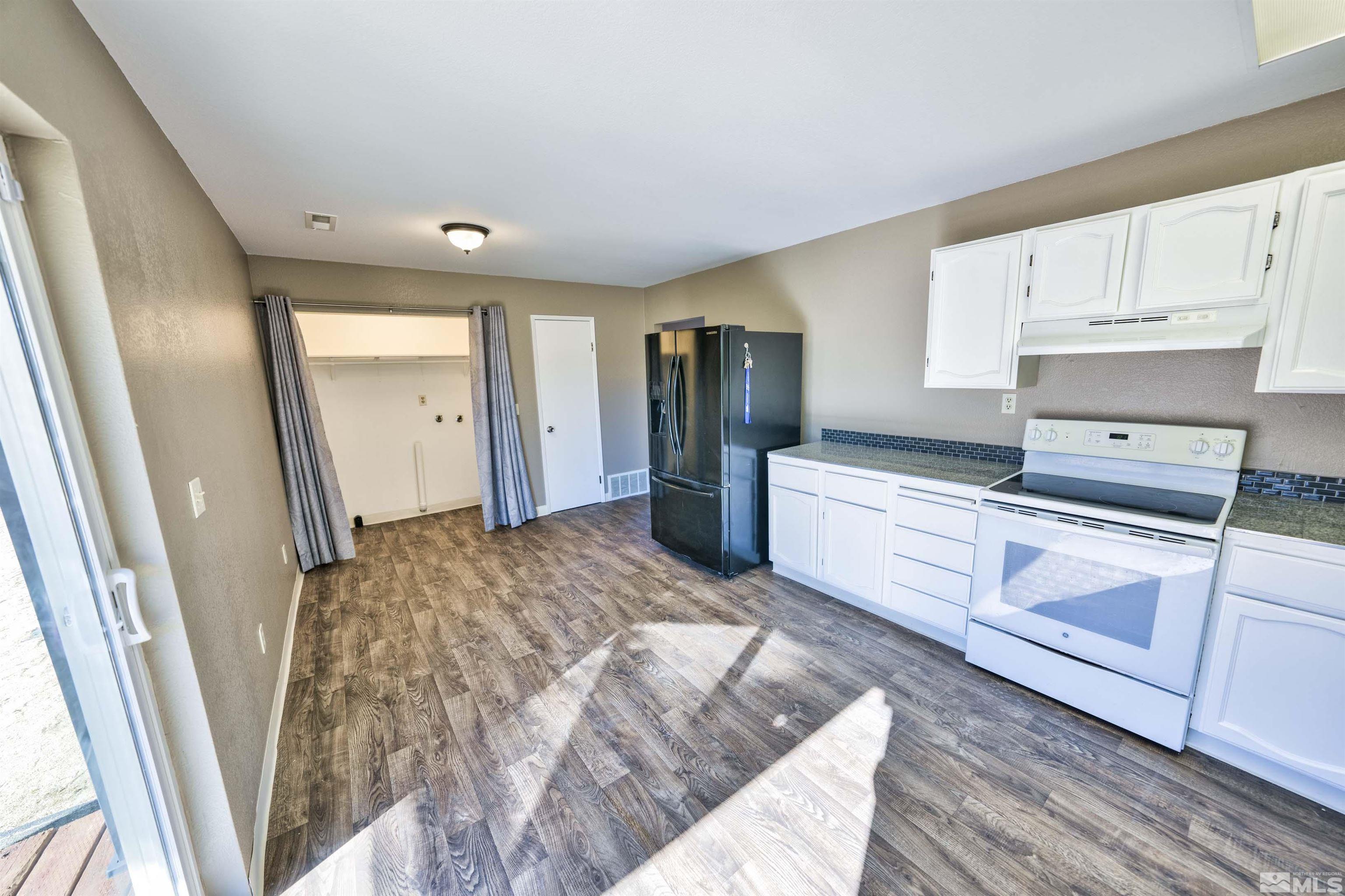 8450 Mohawk Lane Reno, NV 89506 - Photo 16 of 21 Photo 16