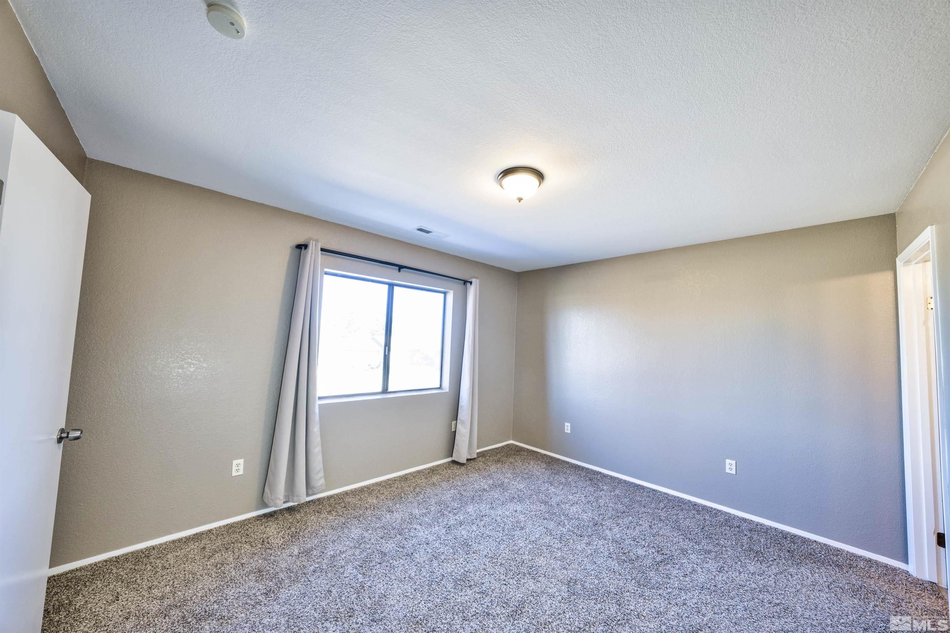 8450 Mohawk Lane Reno, NV 89506 - Photo 8 of 21 Photo 8