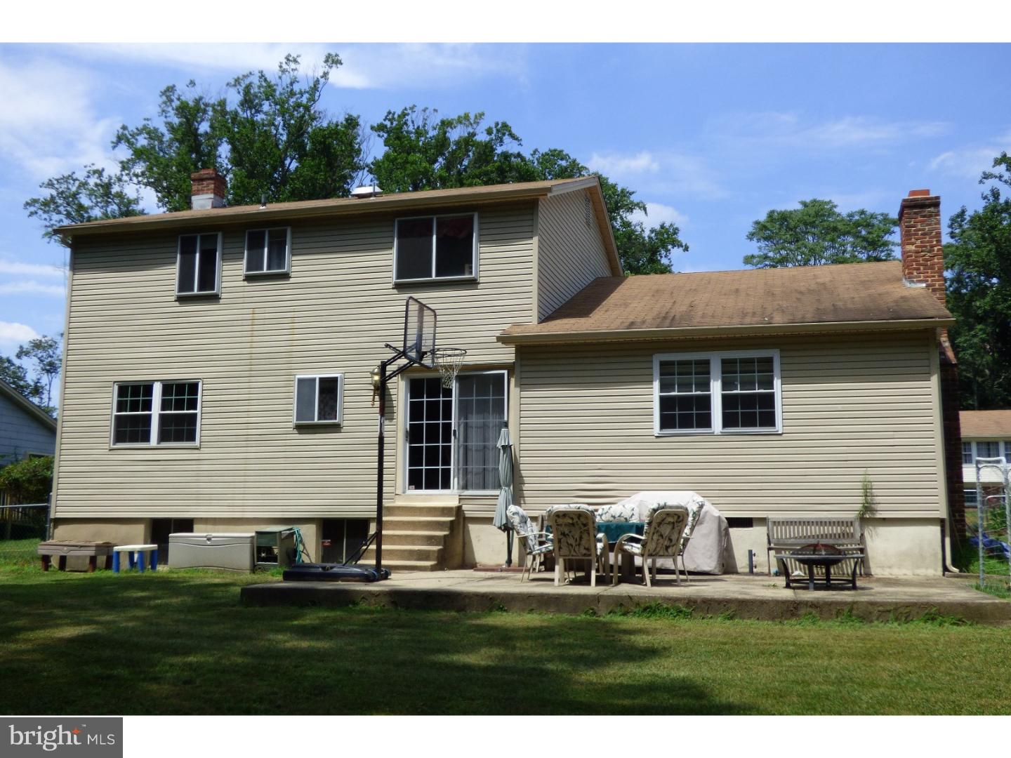 315 Hollyoke Road Somerdale, NJ 08083 - Photo 23 of 23 Patio