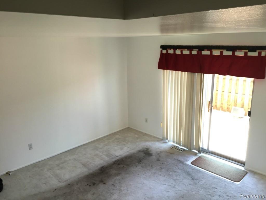 4290 15 Mile Road Sterling Heights, MI 48310 - Photo 9 of 10