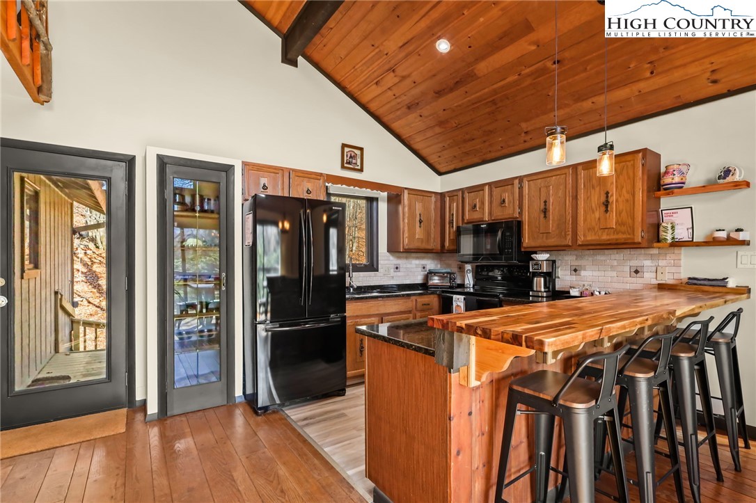 122-124 Lower Grouse Ridge Road Beech Mountain, NC 28604 - Photo 13 of 50