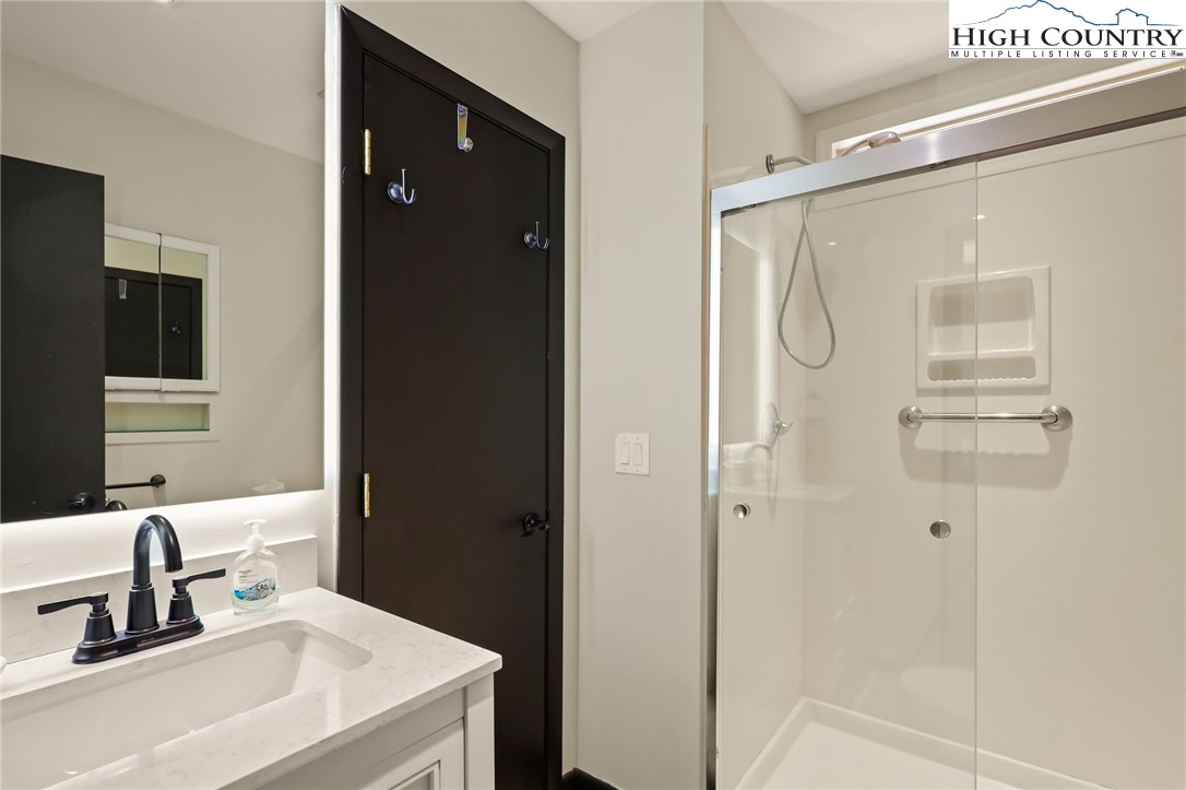 122-124 Lower Grouse Ridge Road Beech Mountain, NC 28604 - Photo 17 of 50