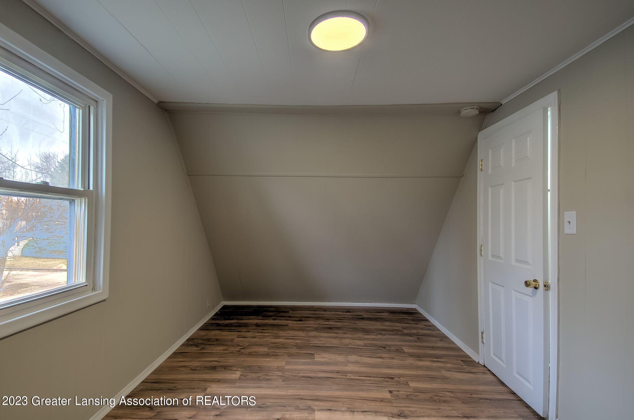 3001 Ingham Street Lansing, MI 48911 - Photo 17 of 27 Bedroom