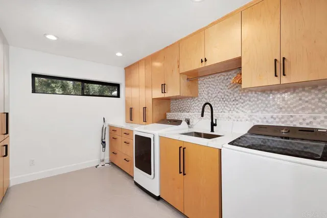 $1,990,000 | 3453 Via Loma Vista, Escondido, CA 92029