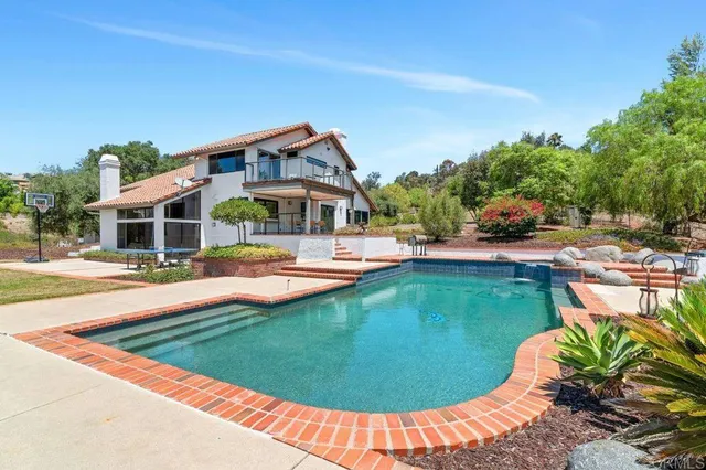 $1,990,000 | 3453 Via Loma Vista, Escondido, CA 92029
