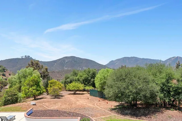 $1,990,000 | 3453 Via Loma Vista, Escondido, CA 92029