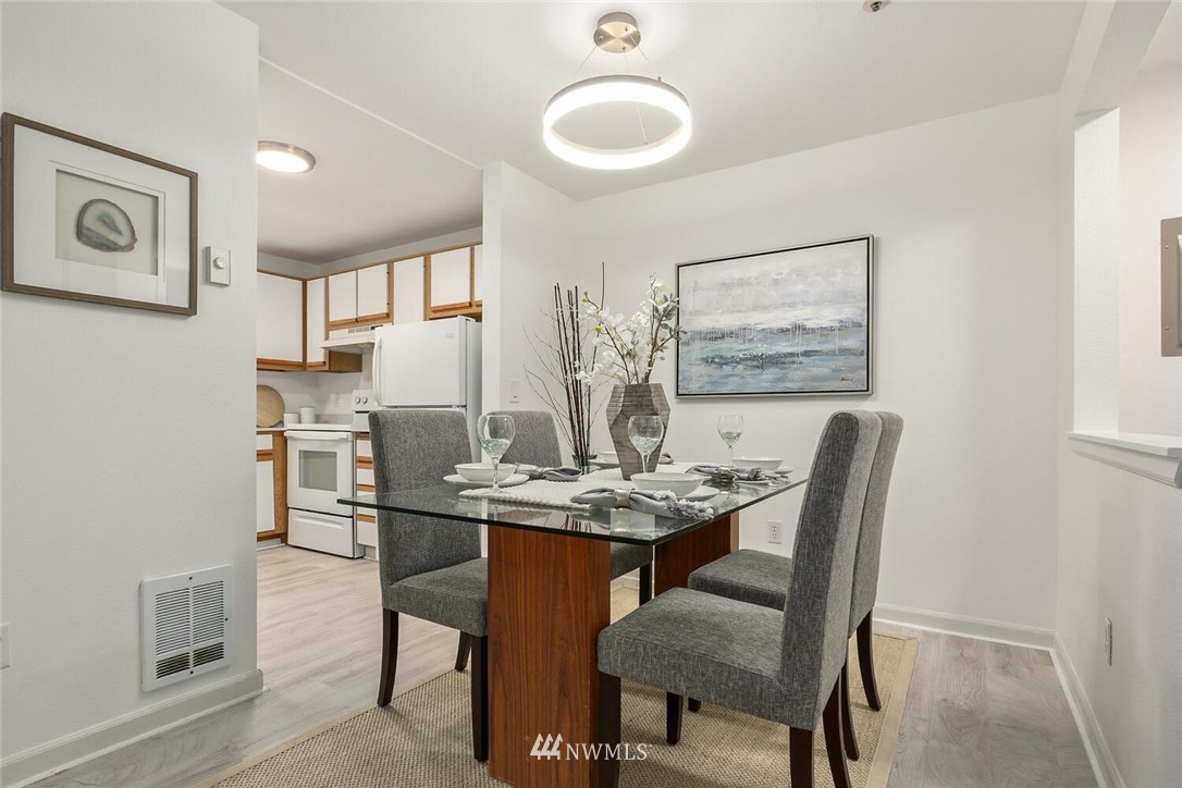 7453 Newcastle Golf Club Road, Unit E101 Newcastle, WA 98059 - Photo 8 of 18