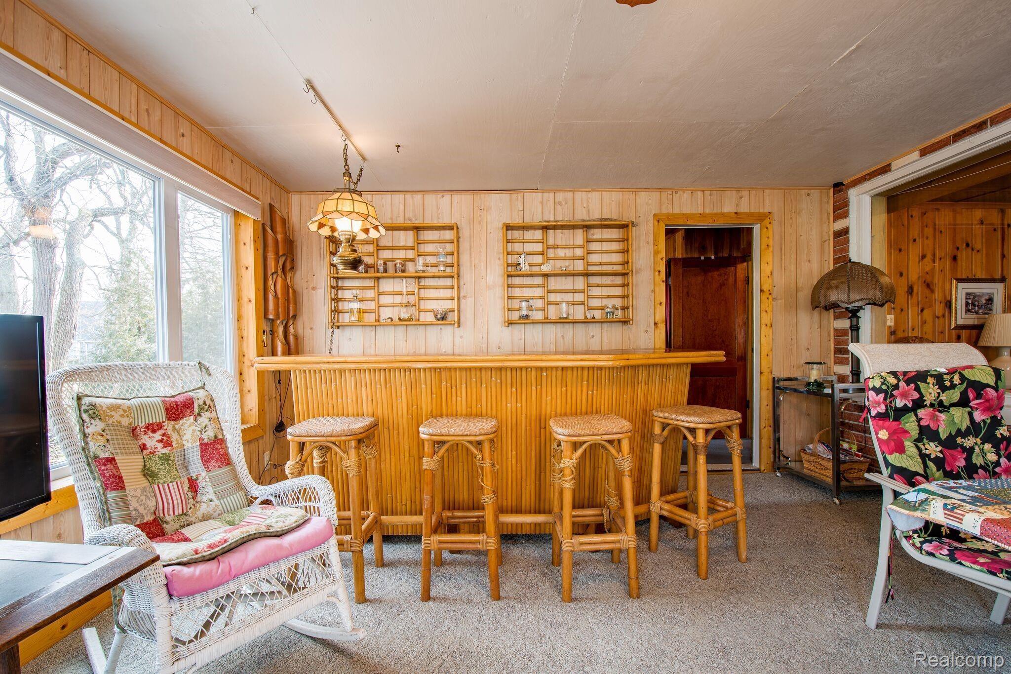 5366 Lakeshore Road Fort Gratiot, MI 48059 - Photo 8 of 19 -Cjp4IlQ.jpeg