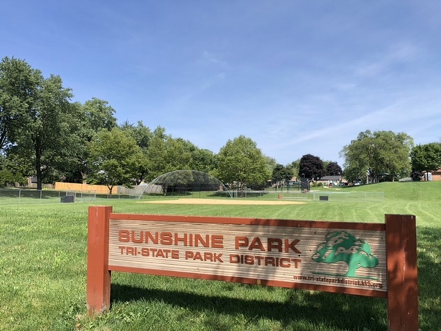231 Highland Road Willowbrook, IL 60527 - Photo 27 of 38 a view of a park with large trees