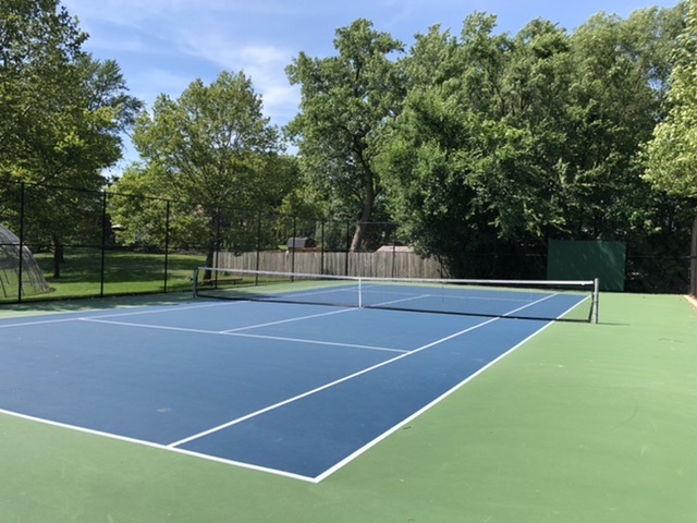 231 Highland Road Willowbrook, IL 60527 - Photo 31 of 38 a view of a tennis court