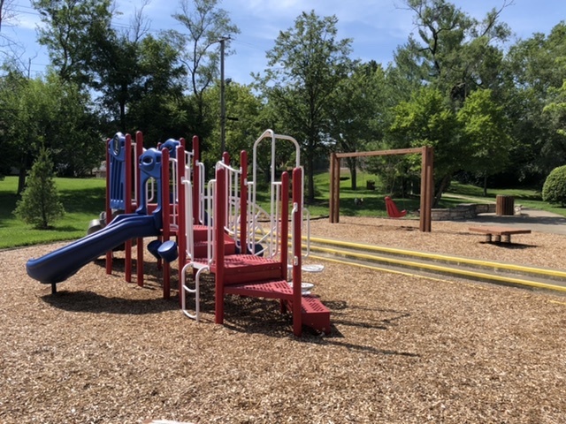 231 Highland Road Willowbrook, IL 60527 - Photo 38 of 38 a view of a park with slide