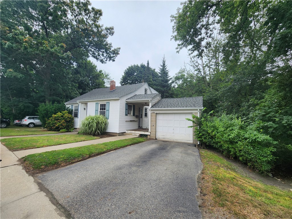 135 George Waterman Road Johnston, RI 02919 - Photo 2 of 42
