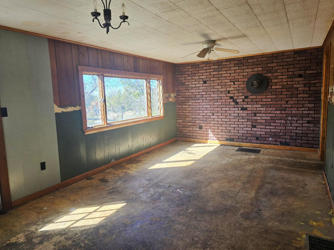 1641 Waltham Road Waltham, ME 04605 - Photo 12 of 22 20250922_132720