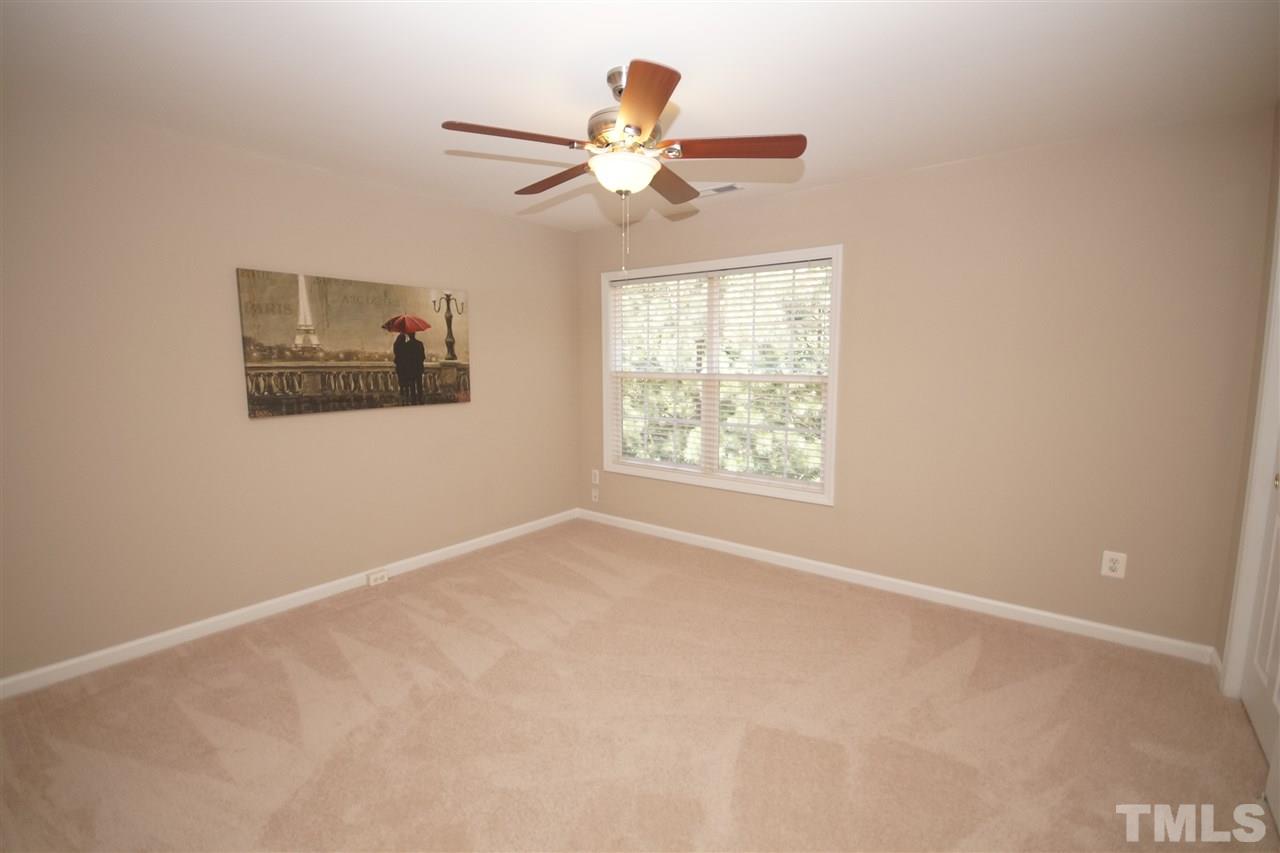 5533 Vista View Court Raleigh, NC 27612 - Photo 11 of 25 Gallery Image 11