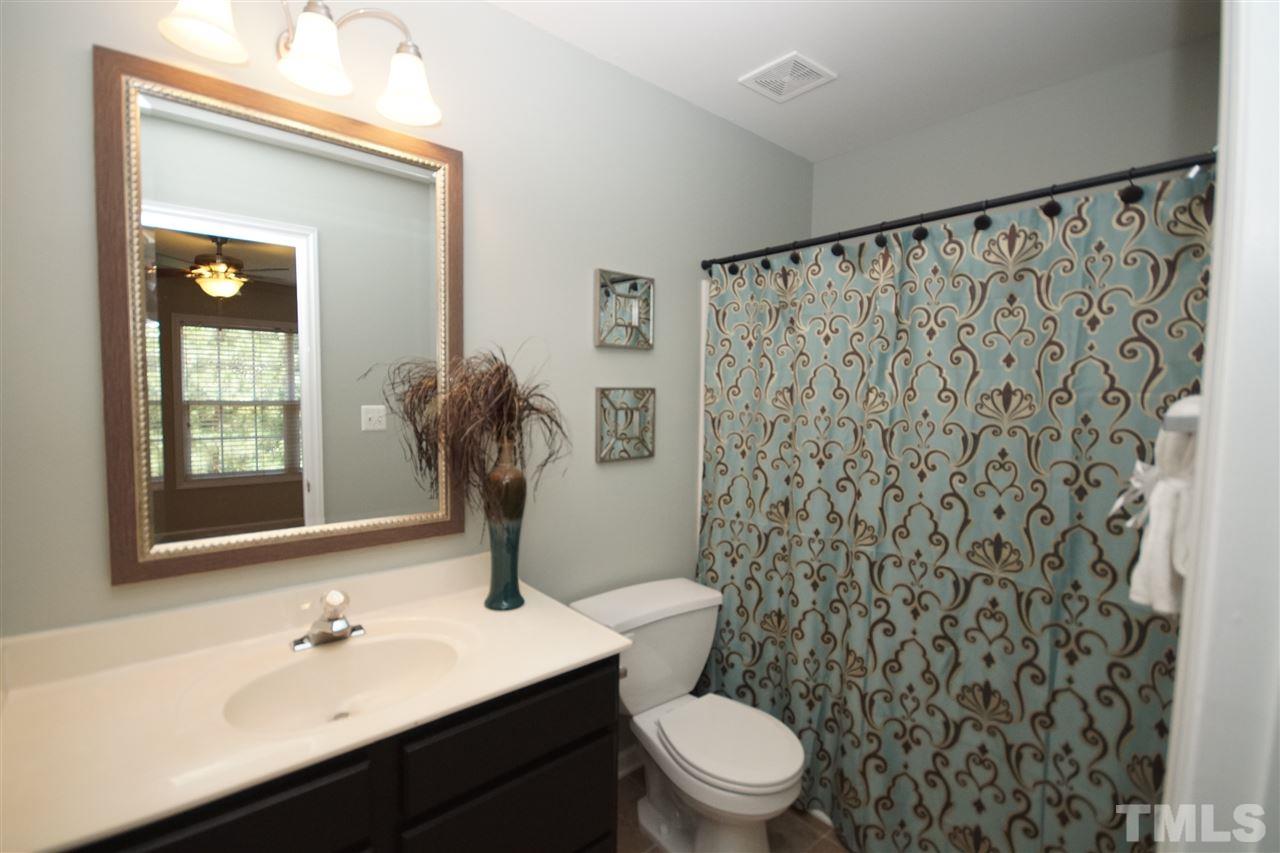 5533 Vista View Court Raleigh, NC 27612 - Photo 13 of 25 Gallery Image 13