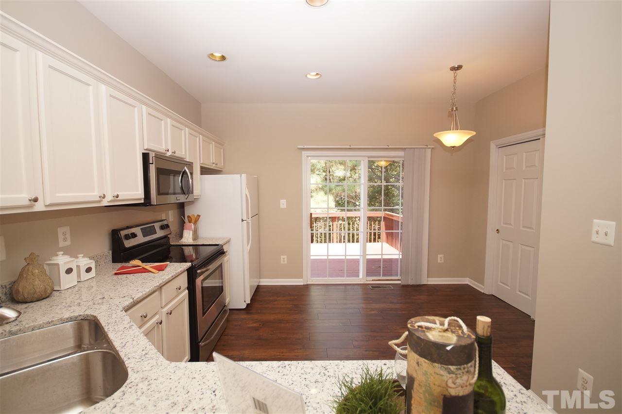 5533 Vista View Court Raleigh, NC 27612 - Photo 6 of 25 Gallery Image 6