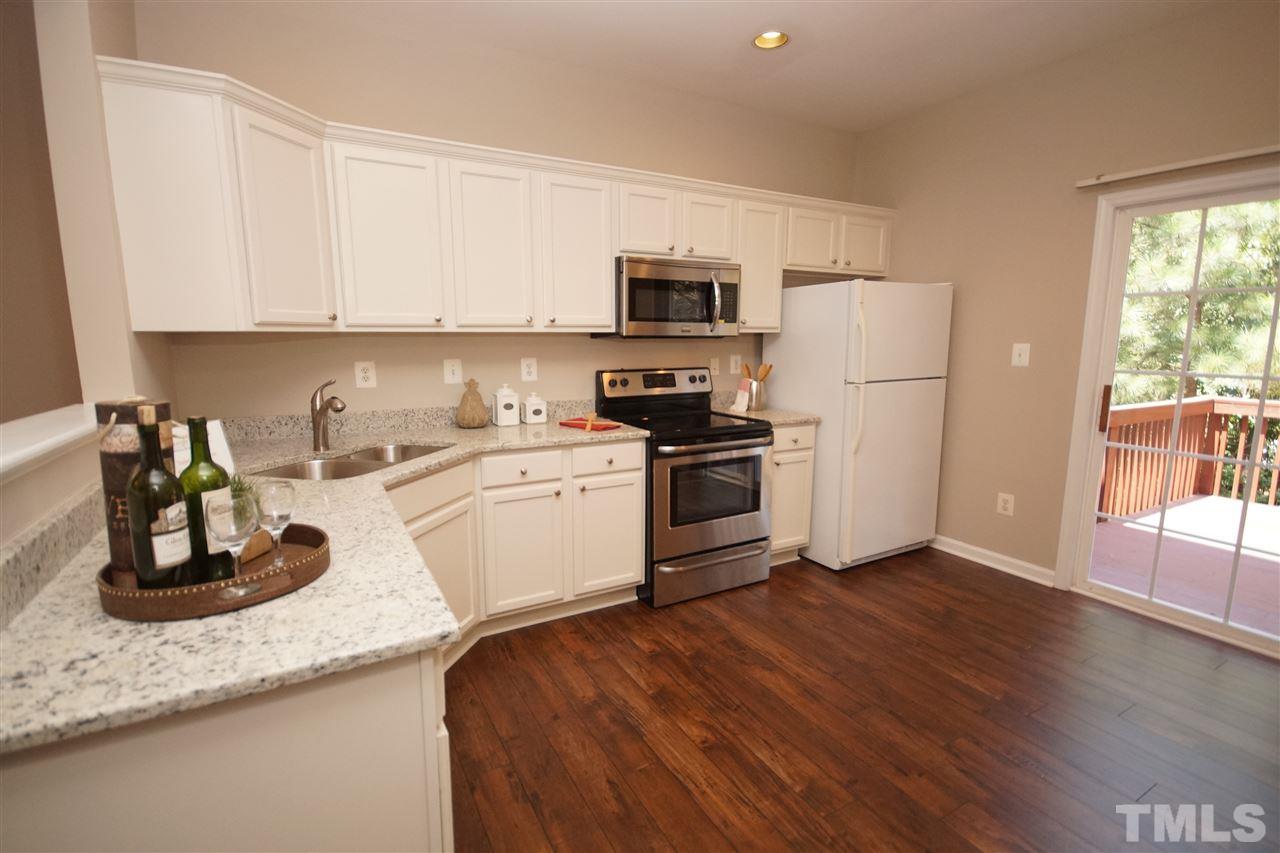 5533 Vista View Court Raleigh, NC 27612 - Photo 7 of 25 Gallery Image 7