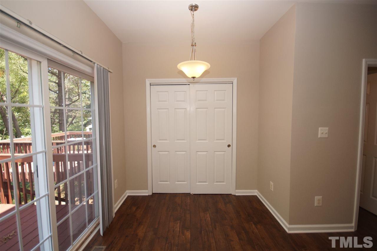 5533 Vista View Court Raleigh, NC 27612 - Photo 9 of 25 Gallery Image 9