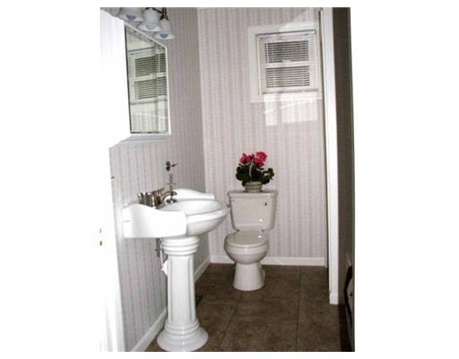 630 Days Run Road Tarentum, PA 15084 - Photo 14 of 18 Master Bath/Spa.