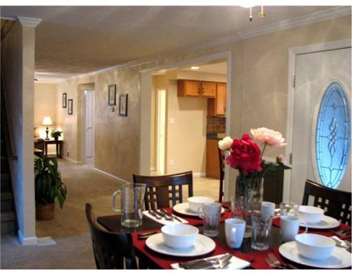 630 Days Run Road Tarentum, PA 15084 - Photo 17 of 18 Dining Room.