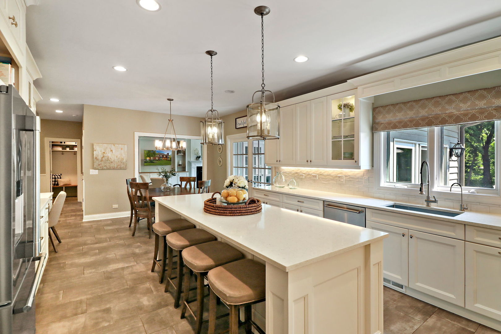 31 Overbrook Road South Barrington, IL 60010 - Photo 9 of 65