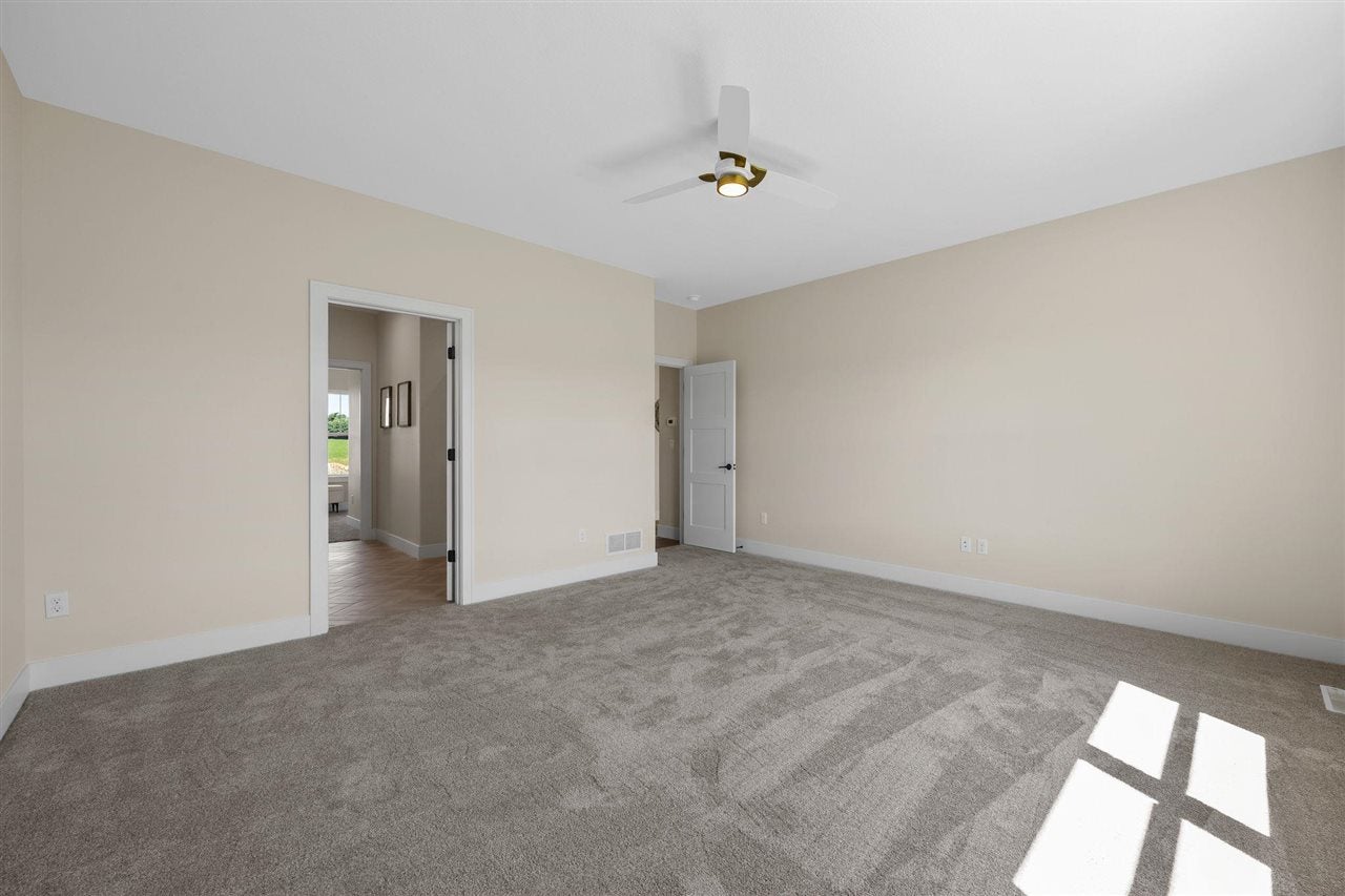 5501 Silver Rdg Road Marion, IA 52302 - Photo 22 of 41 Gallery Image 22