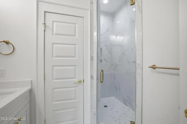 $995,000 | 124 Court Street, Unit 402, Bay St. Louis, MS 39520