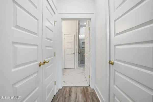 $995,000 | 124 Court Street, Unit 402, Bay St. Louis, MS 39520