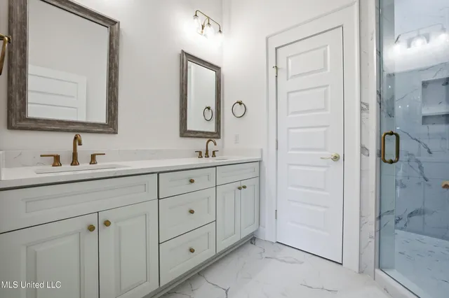 $1,075,000 | 124 Court Street, Unit 402, Bay St. Louis, MS 39520