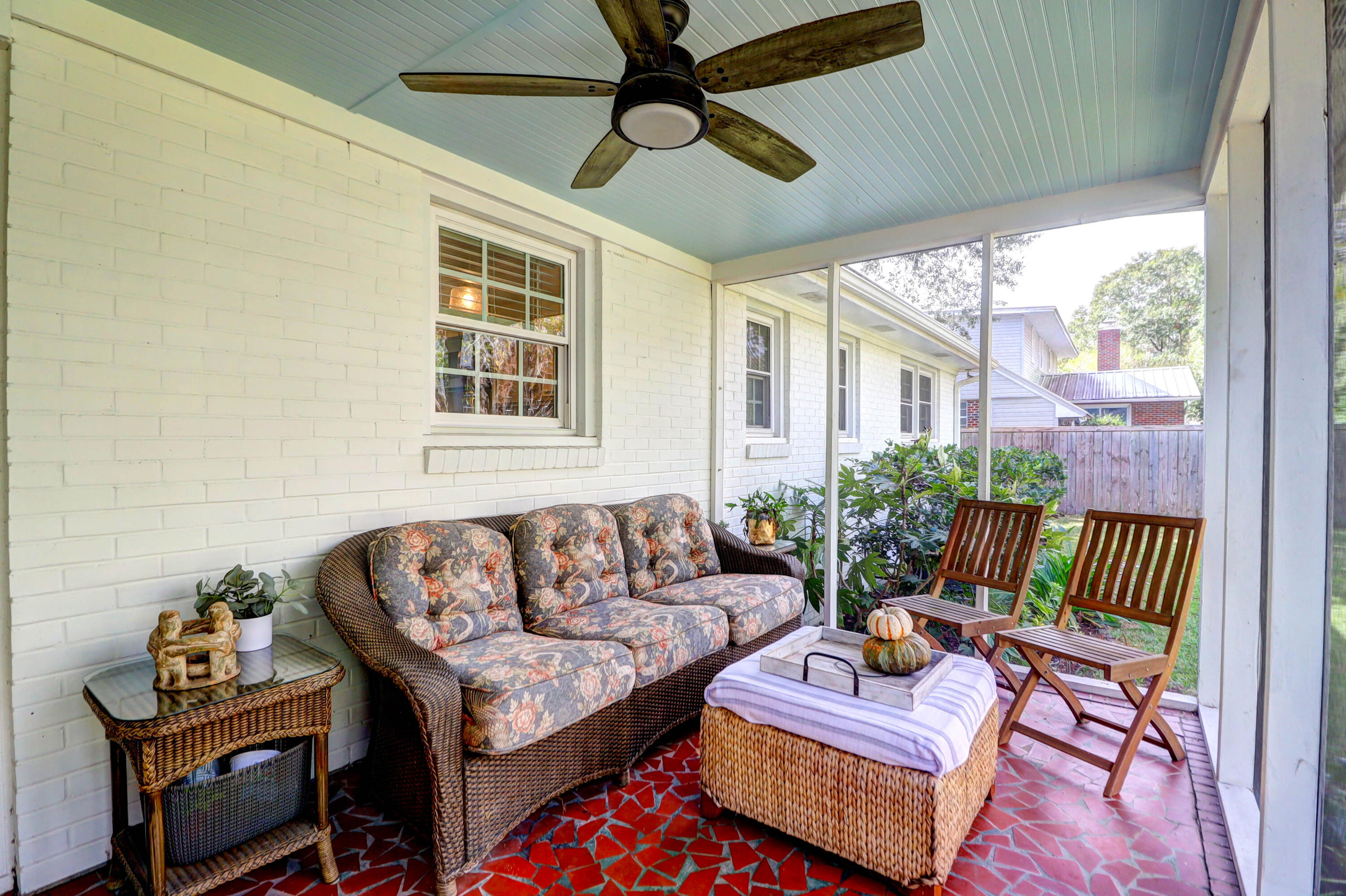 8 Charlestowne Road Charleston, SC 29407 - Photo 16 of 24 Porch