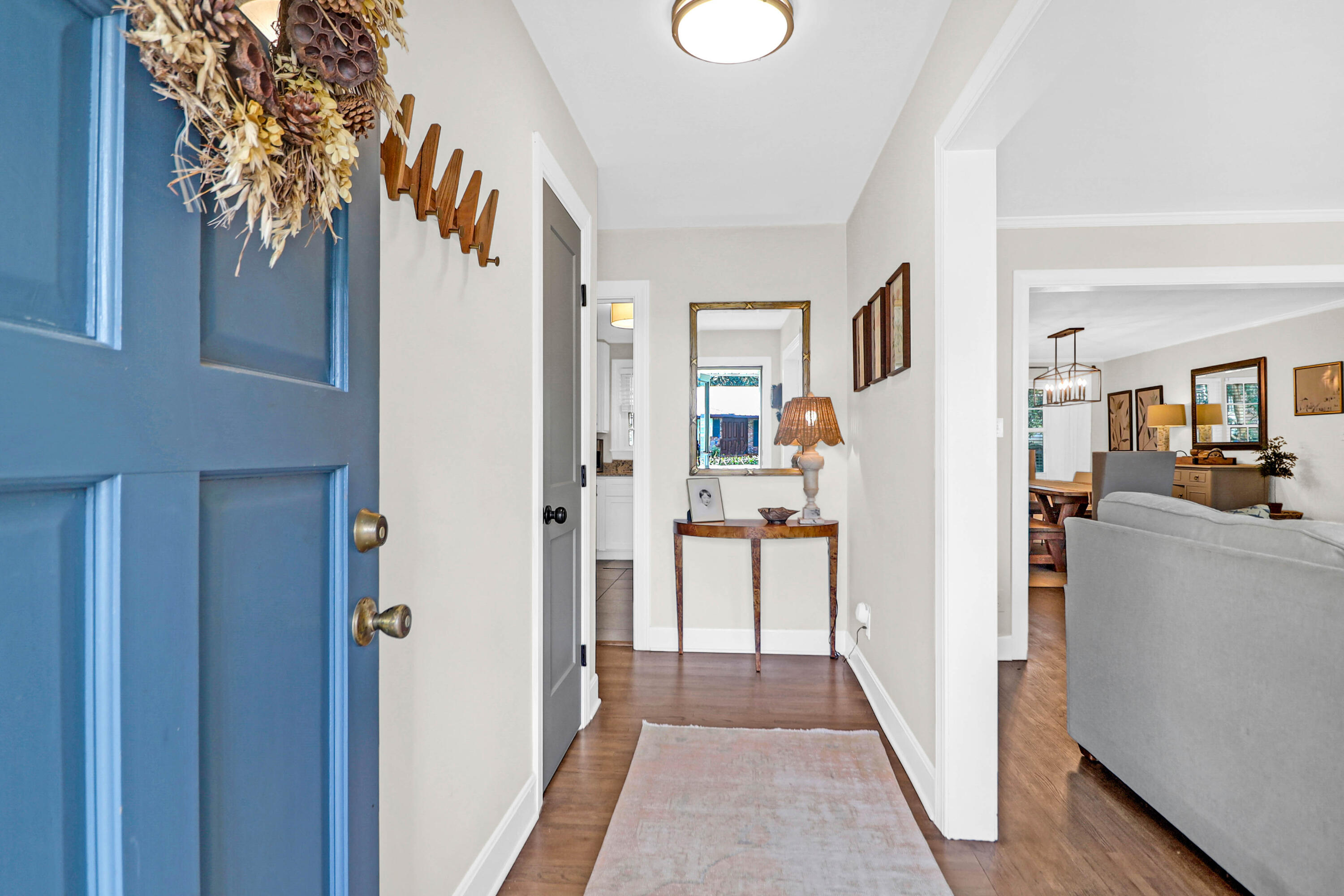 8 Charlestowne Road Charleston, SC 29407 - Photo 3 of 24 Entryway