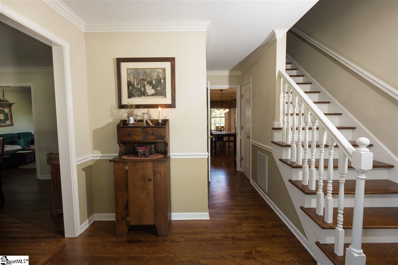 609 Windward Way Greer, SC 29650 - Photo 3 of 33 Gallery Image 3