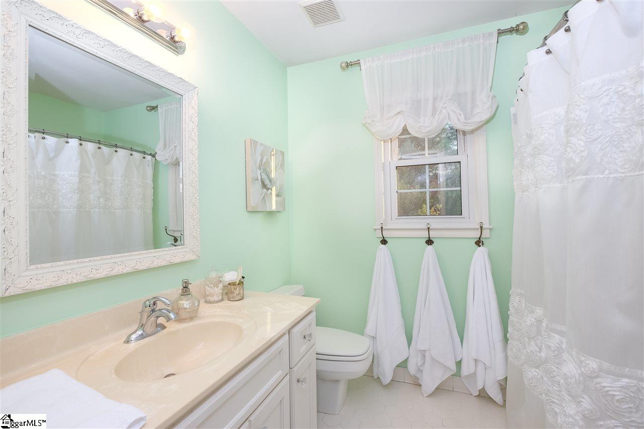 609 Windward Way Greer, SC 29650 - Photo 26 of 33 Gallery Image 26
