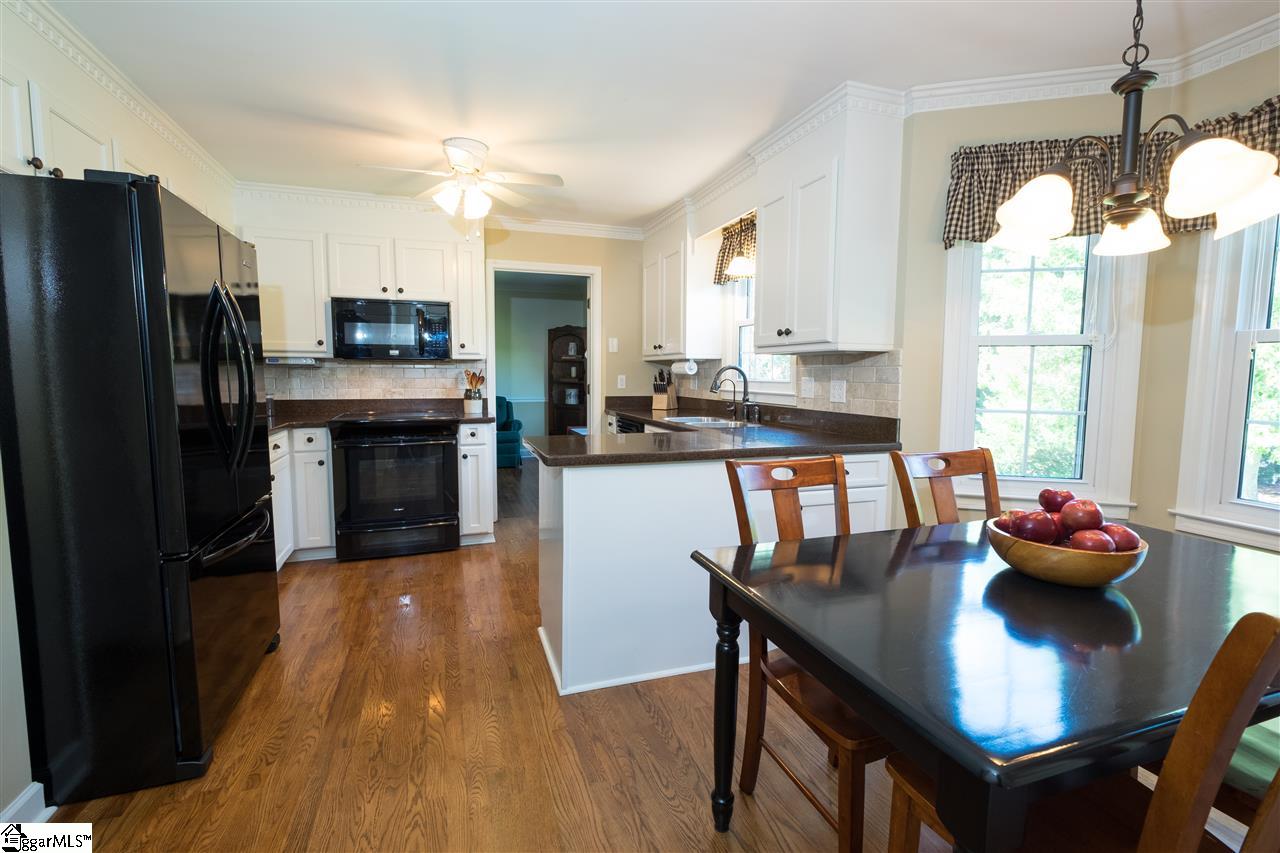 609 Windward Way Greer, SC 29650 - Photo 10 of 33 Gallery Image 10