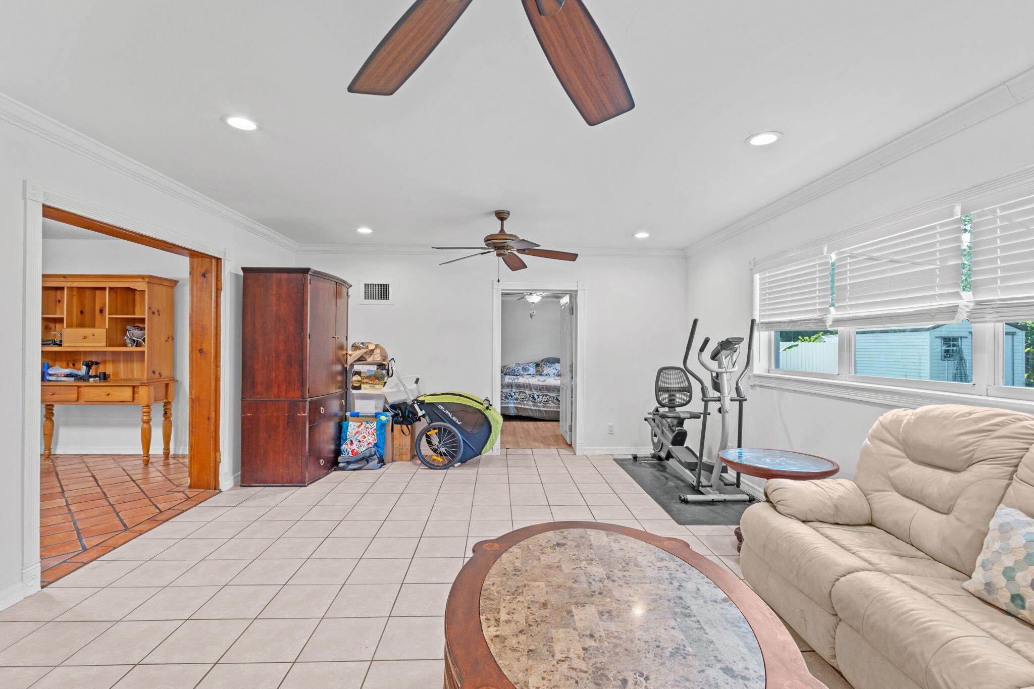 6537 Monmouth Road West Palm Beach, FL 33413 - Photo 15 of 34 6-web-or-mls-A7404293