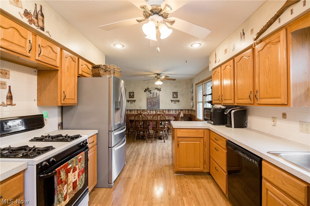 45300 Old Middle Ridge Road Amherst, OH 44001 - Photo 11 of 35