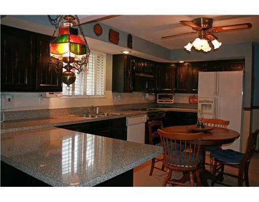 2910 Alameda Springfield, OH 45503 - Photo 3 of 15