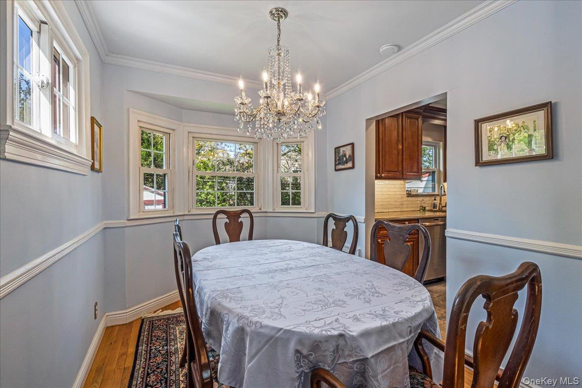 80 Russell Road Garden City, NY 11530 - Photo 6 of 25 Dining Room