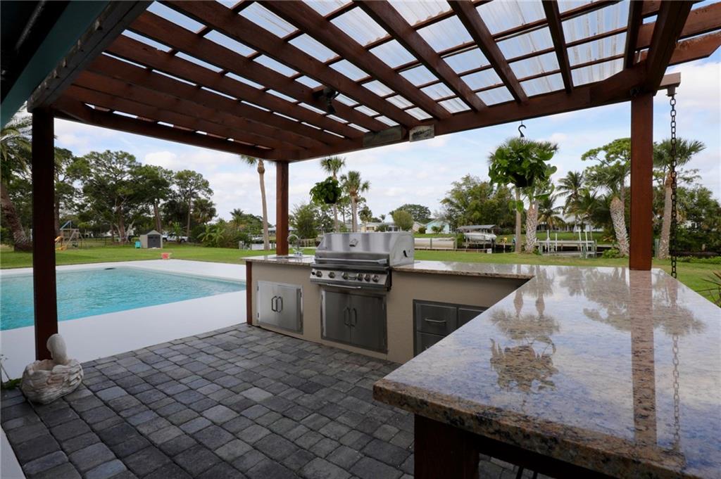 834 Northwest Spruce Ridge Drive Stuart, FL 34994 - Photo 8 of 44 Gallery Image 8