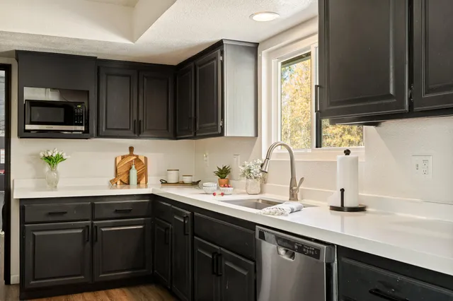 $679,999 | 41750 Tanager Drive, Big Bear Lake, CA 92315