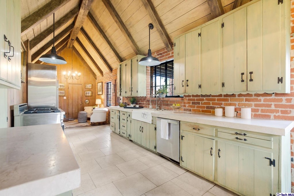 1705 Rancho Avenue Glendale, CA 91201 - Photo 23 of 53