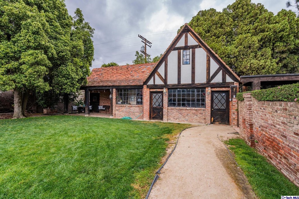 1705 Rancho Avenue Glendale, CA 91201 - Photo 36 of 53 front view of a house with a yard