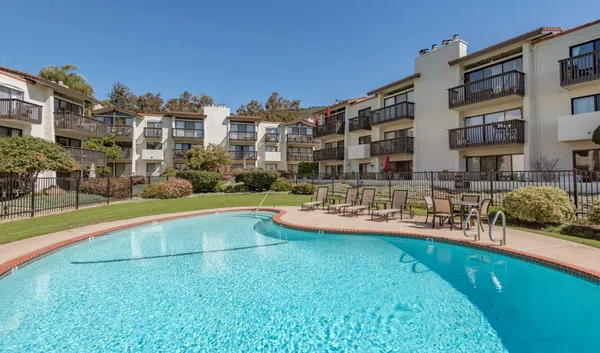 $1,325,000 | 3375 Foothill Road, Unit 424, Carpinteria, CA 93013