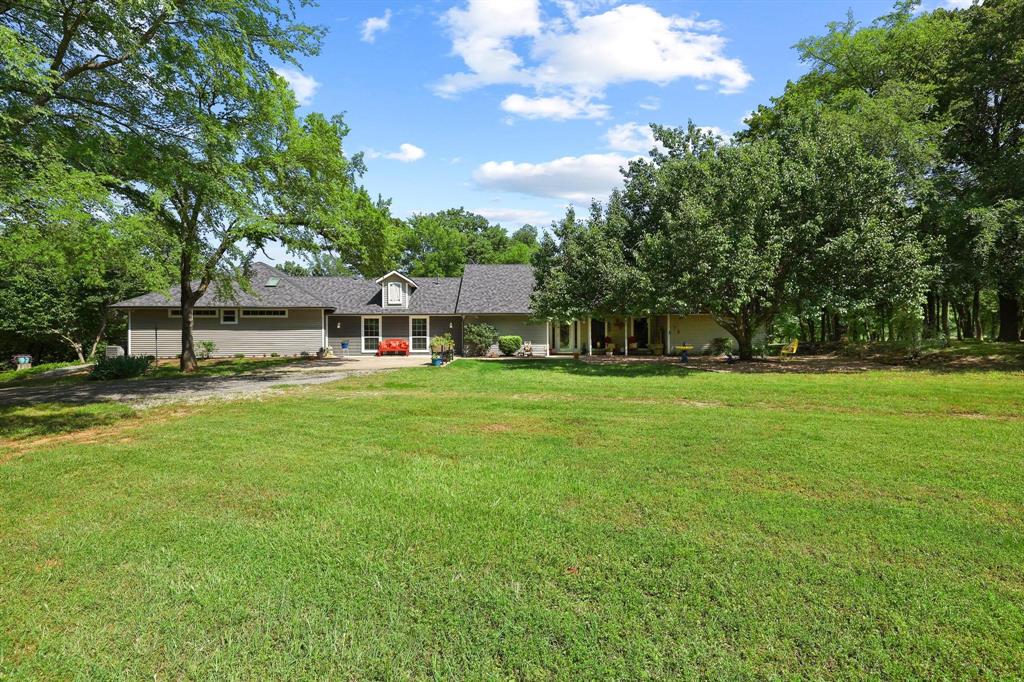 232 Magnus Road Denison, TX 75021 - Photo 14 of 40