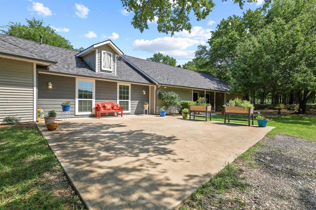 232 Magnus Road Denison, TX 75021 - Photo 16 of 40