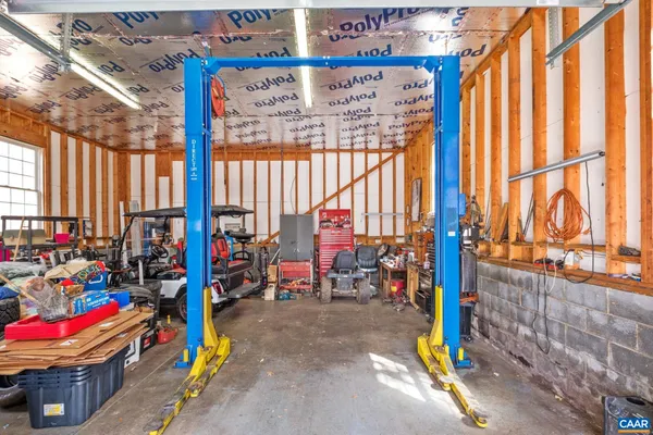 $450,000 | 3319 Angus Road, Barboursville, VA 22923