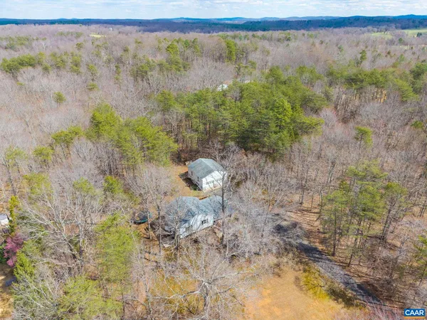 $450,000 | 3319 Angus Road, Barboursville, VA 22923